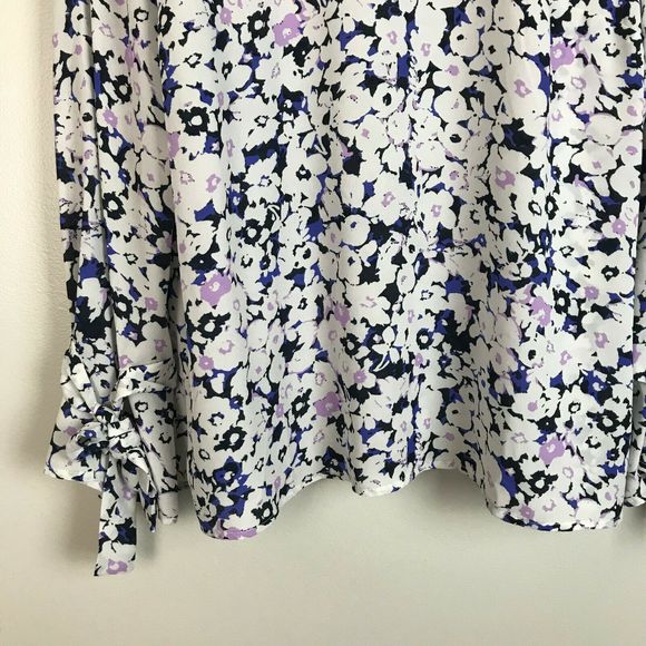 Banana Republic Purple Floral Print Blouse - Picture 3 of 7